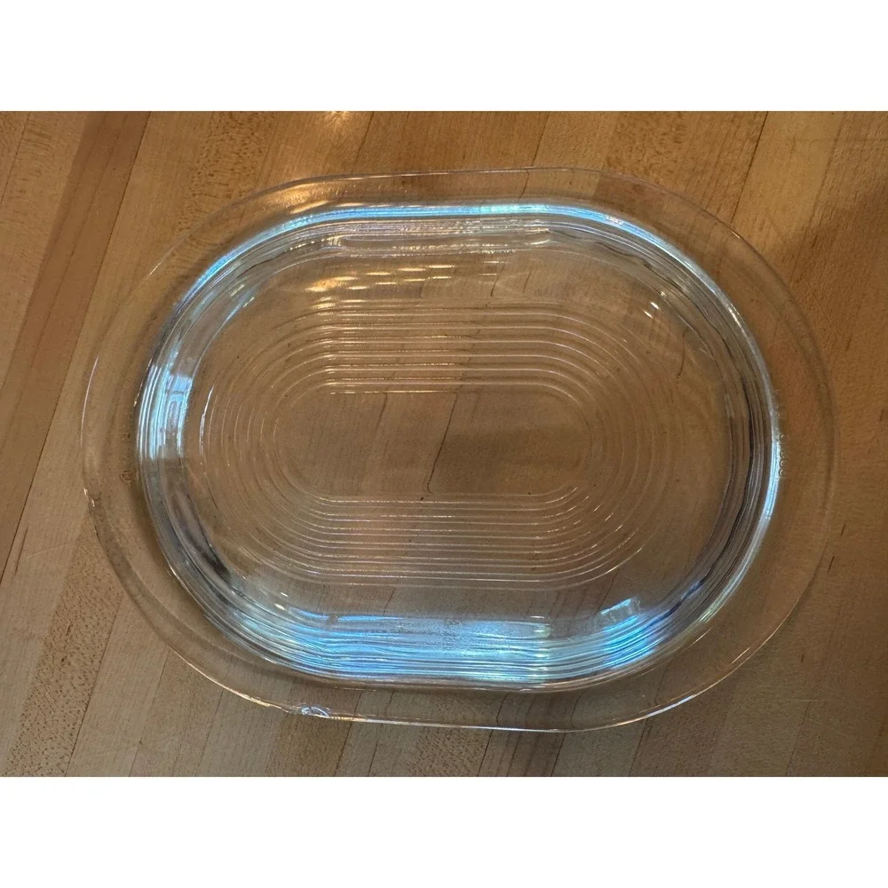 Vintage Pyrex 602-C Clear‎ Glass Oval Casserole Dish with Ribbed Lid 1.5 Quart